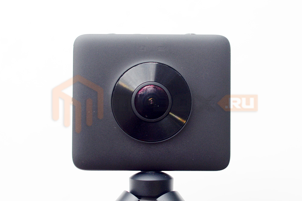 Xiaomi Mi Sphere 360 Camera - передняя сторона