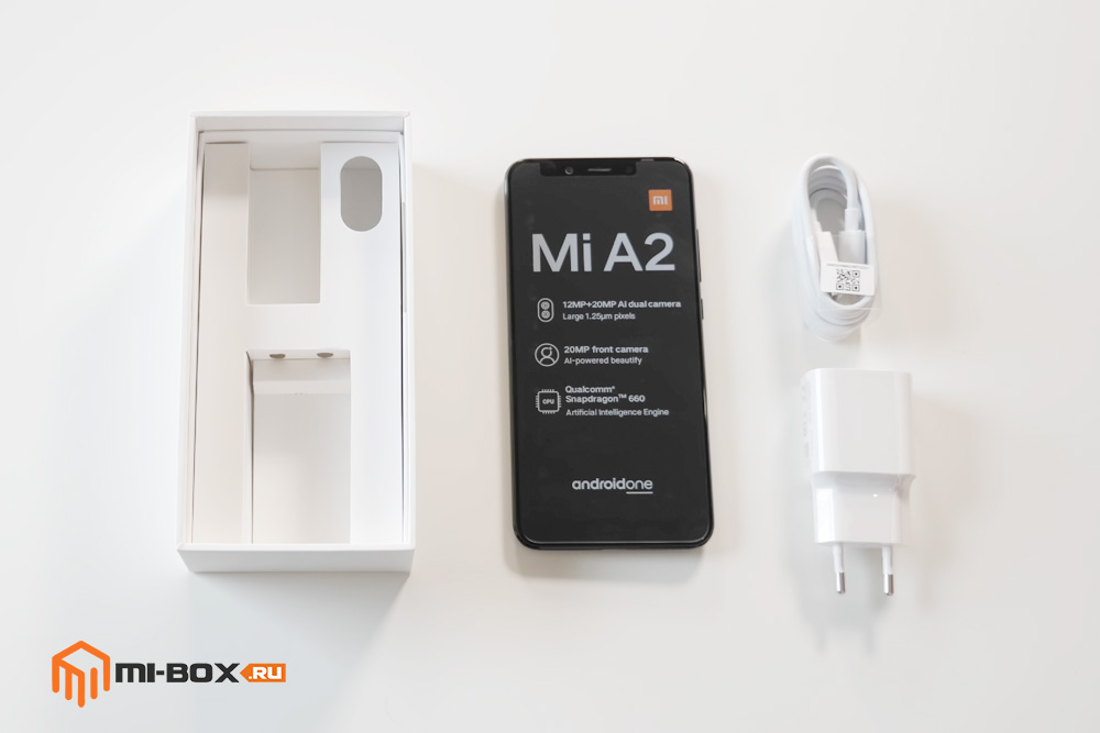 Обзор Xiaomi Mi A2 - комплектация